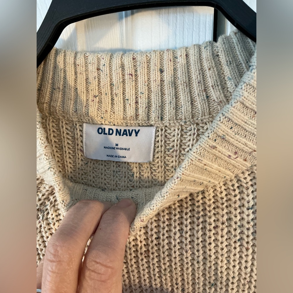 Old Navy shaker crewneck sweater - Picture 4 of 6